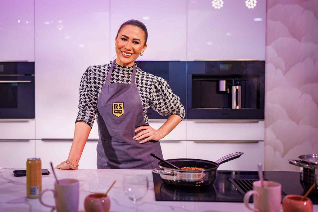 Rekordra készül az ország legnagyobb bútorkiállítása